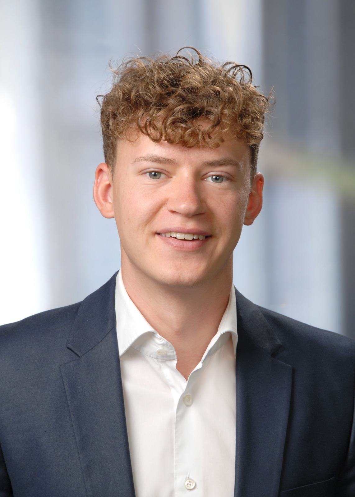 Philip Stachowiak – Gründer und CRM bei Aleveit